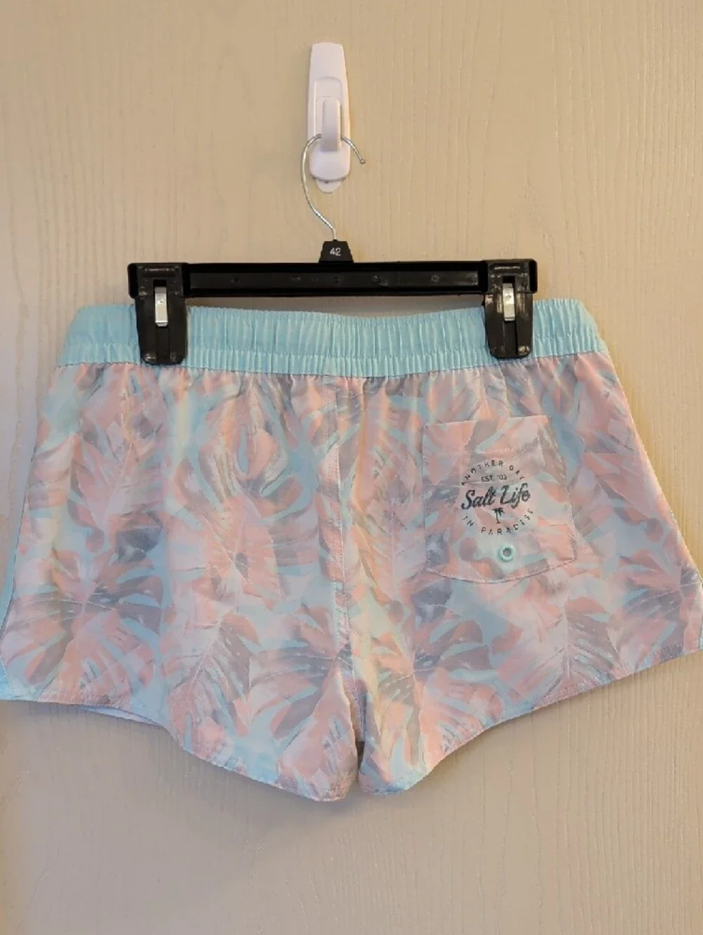 Salt Life Tropical Coral & Mint Leaf Print Athletic Shorts Size XL